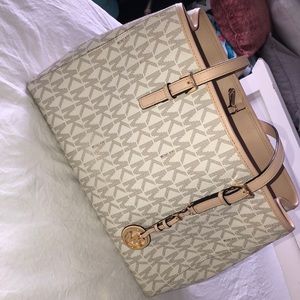 White Michael Kors purse